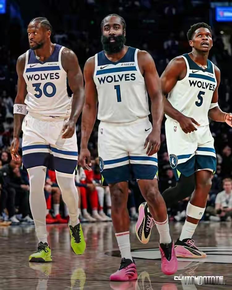 美媒:哈登适合去森林狼给华子喂球
近日，美国媒体撰文表示，哈登应该去森林狼，他和