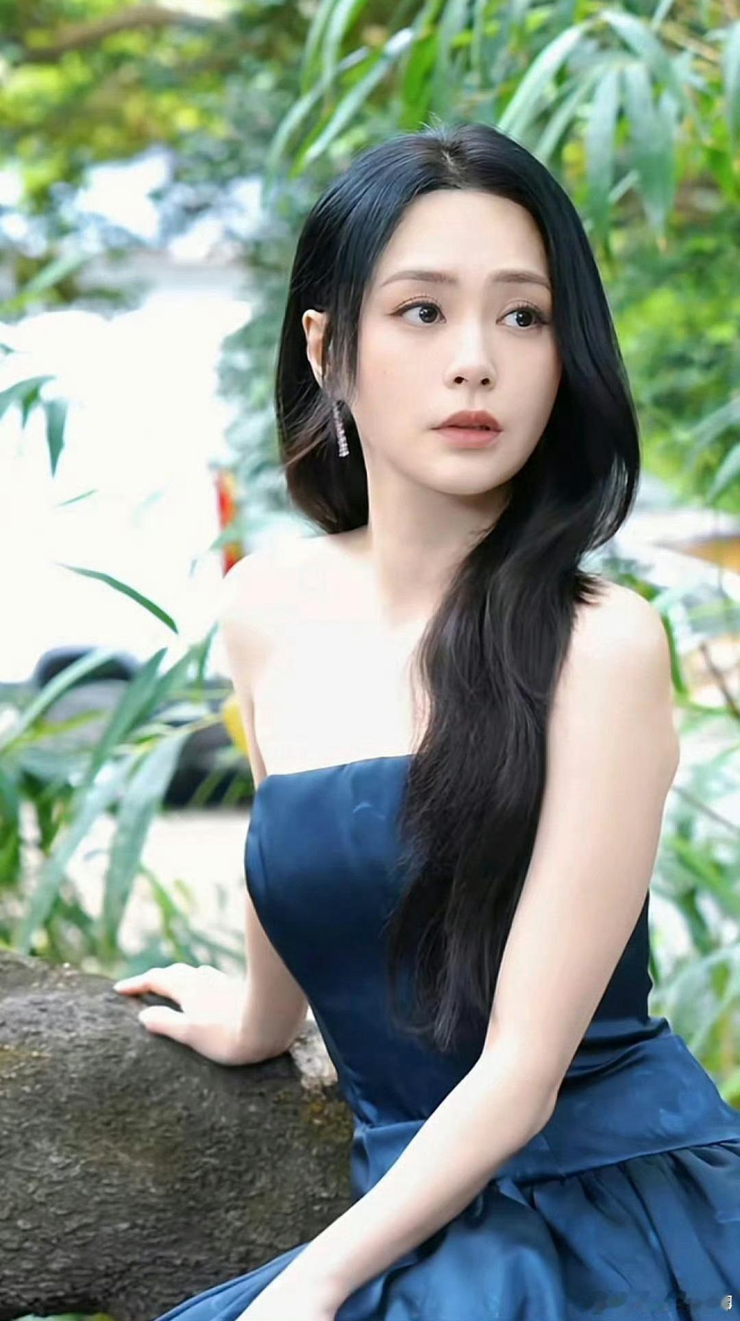 阿娇堂堂港圈女神 ，阿娇怎么也开始卷进竖屏赛道了 姐到底为什么这么做？ 