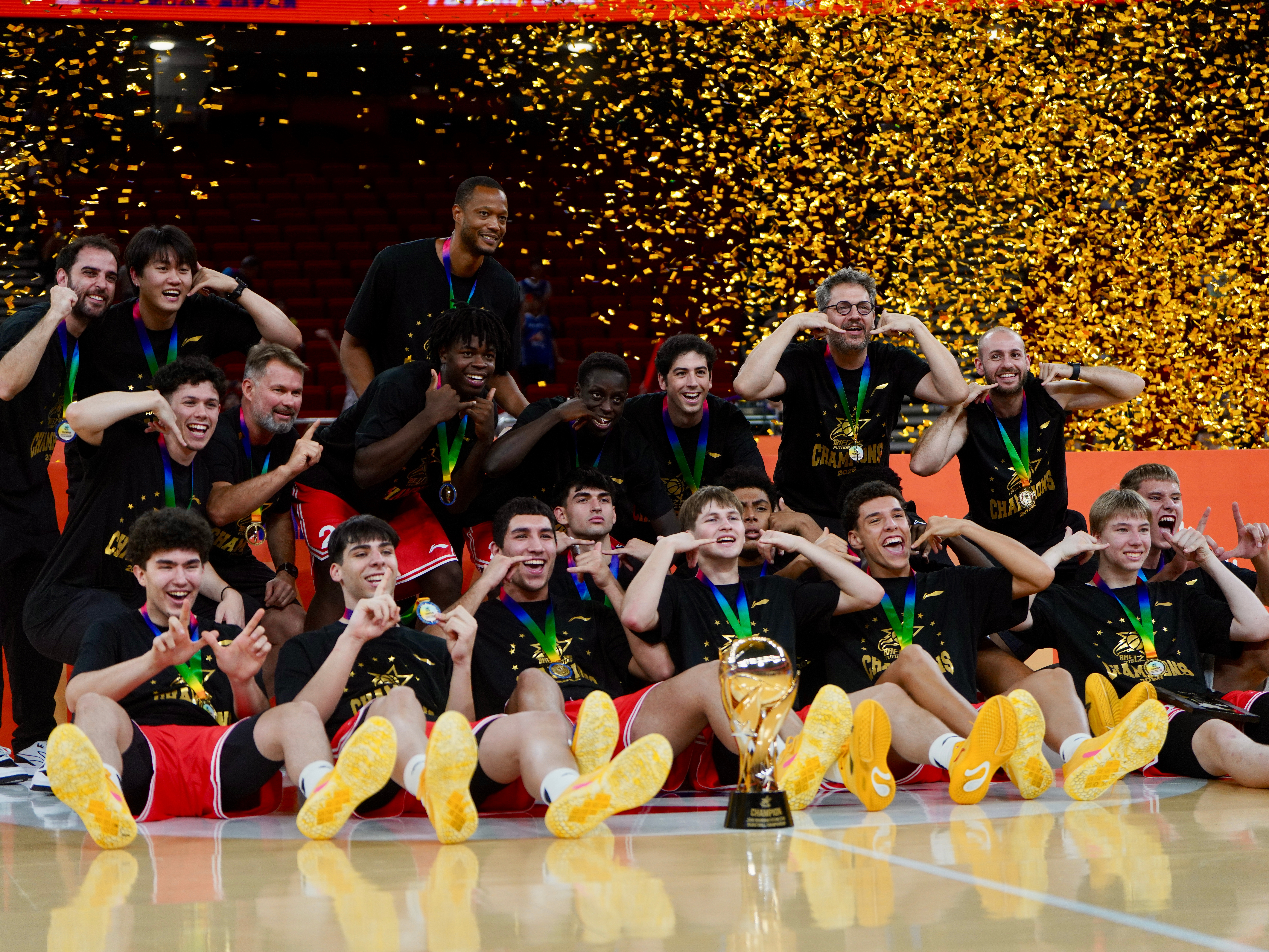 西班牙PBL夺冠🏆上海明日之星篮球争冠赛Happy Ending明日之星篮球争