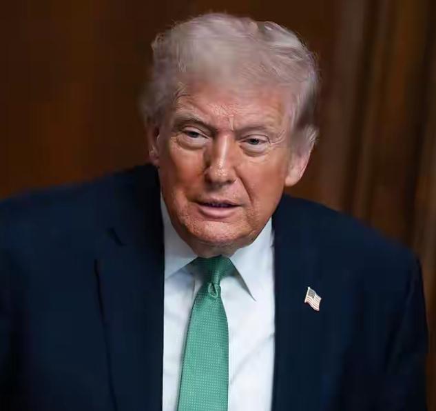 特朗普：这逼装得我给满分！

真特么绝了！以色列刚炸完伊朗油气田，特朗普立马跳出