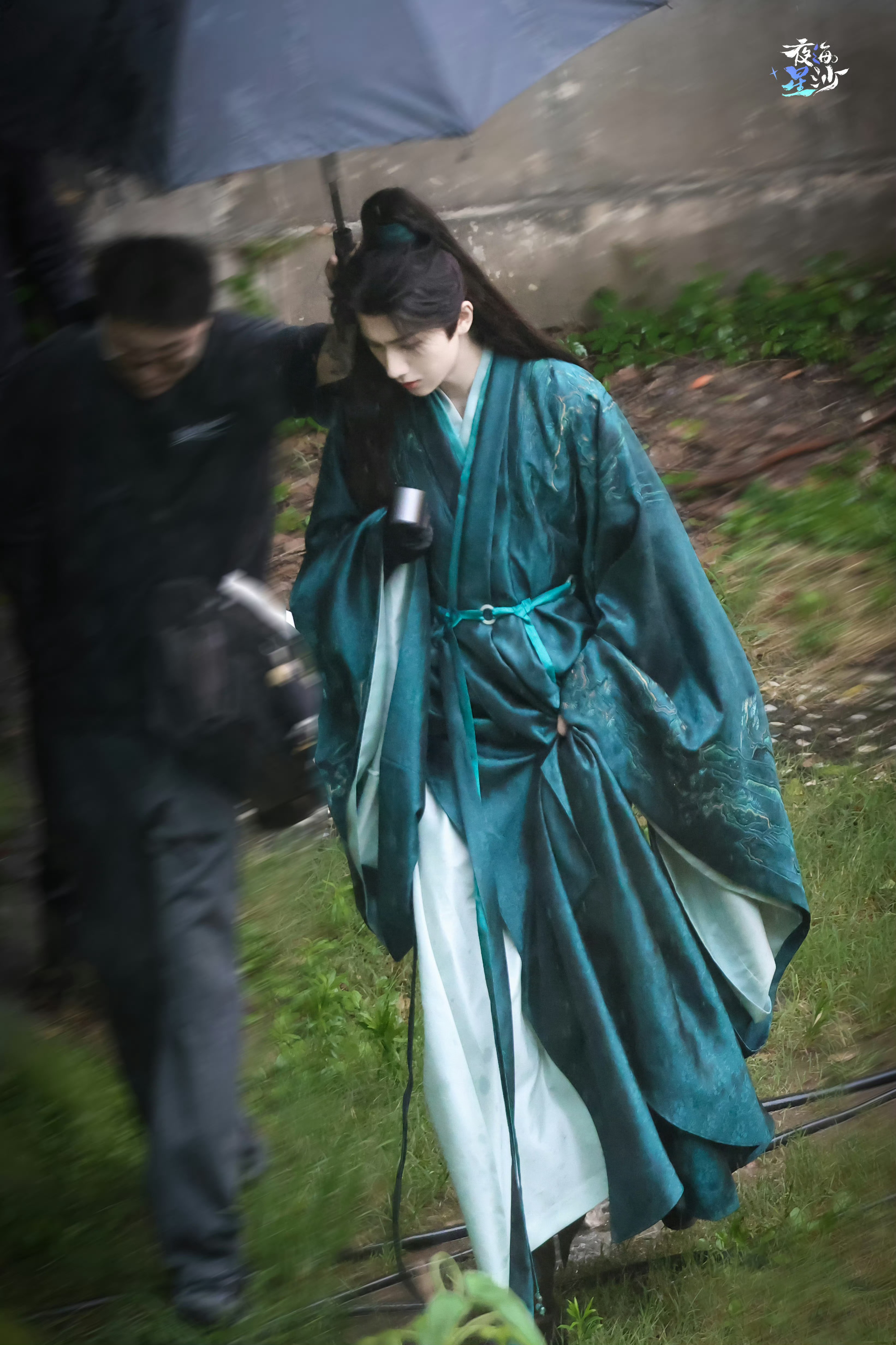 李宏毅薛回文 lhy李宏毅十万狂花入梦来 万物想你不及我心念你，万物喜你不及我心