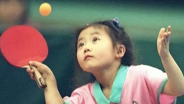 2011年，福原爱来中国想找个人陪练，刘国梁告诉她去厨房挑吧。福原爱委屈至极，不