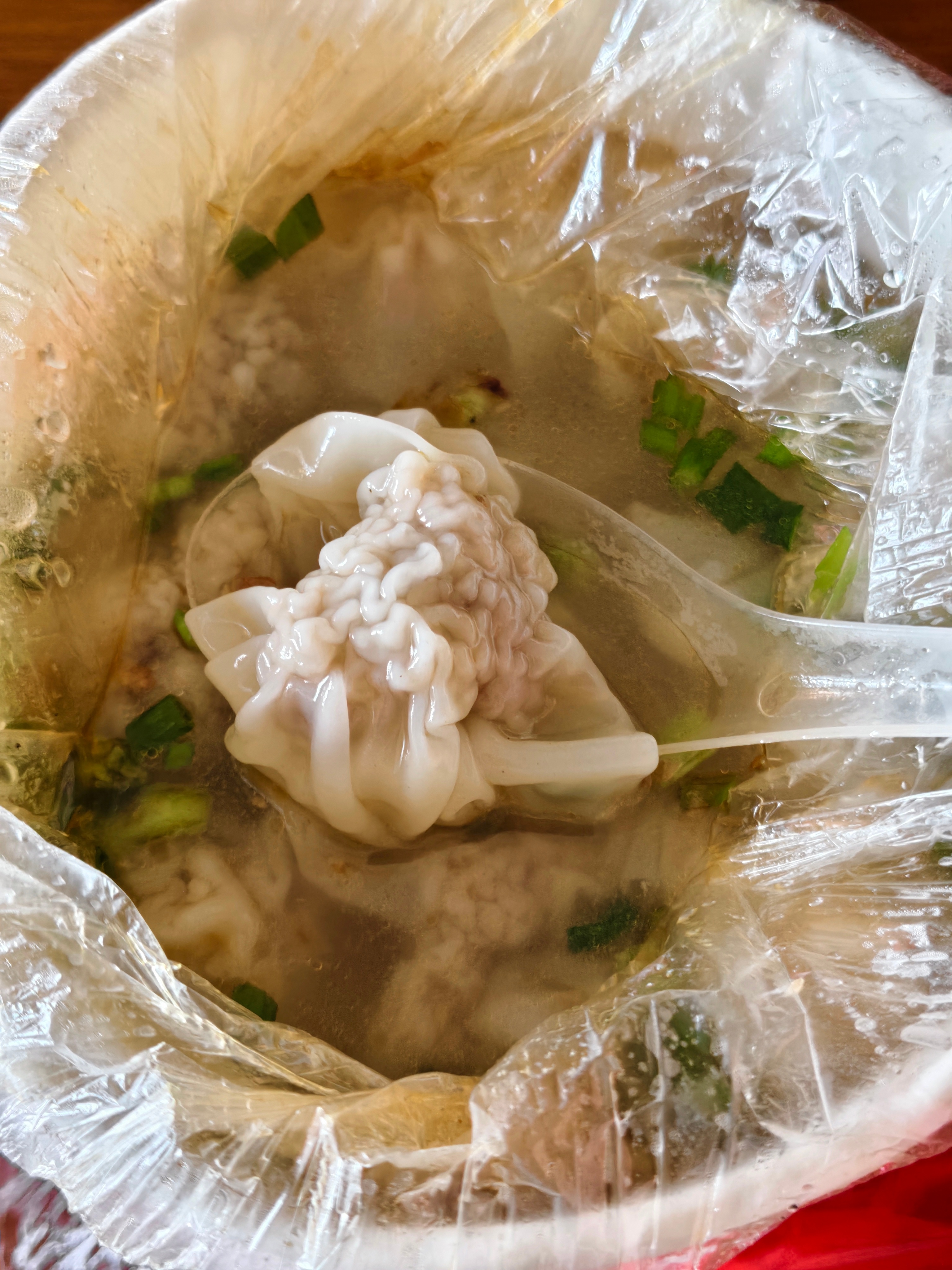早啊，今天早饭吃馄饨[期待] ​​​