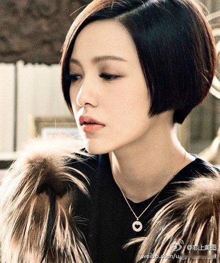 郭采洁复刻顾里被泼酒名场面湖南卫视背后 谁的青春回来了！再现顾里名场面，这么多年