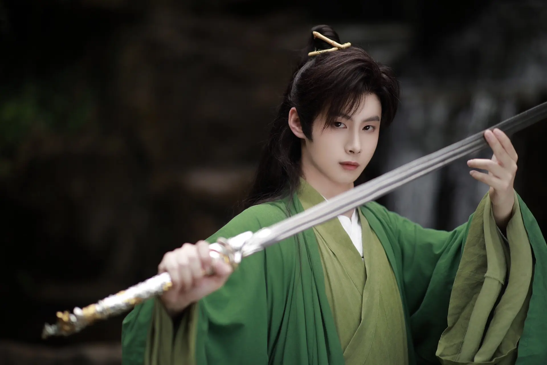 人生在世得挑个自己喜欢的结局。