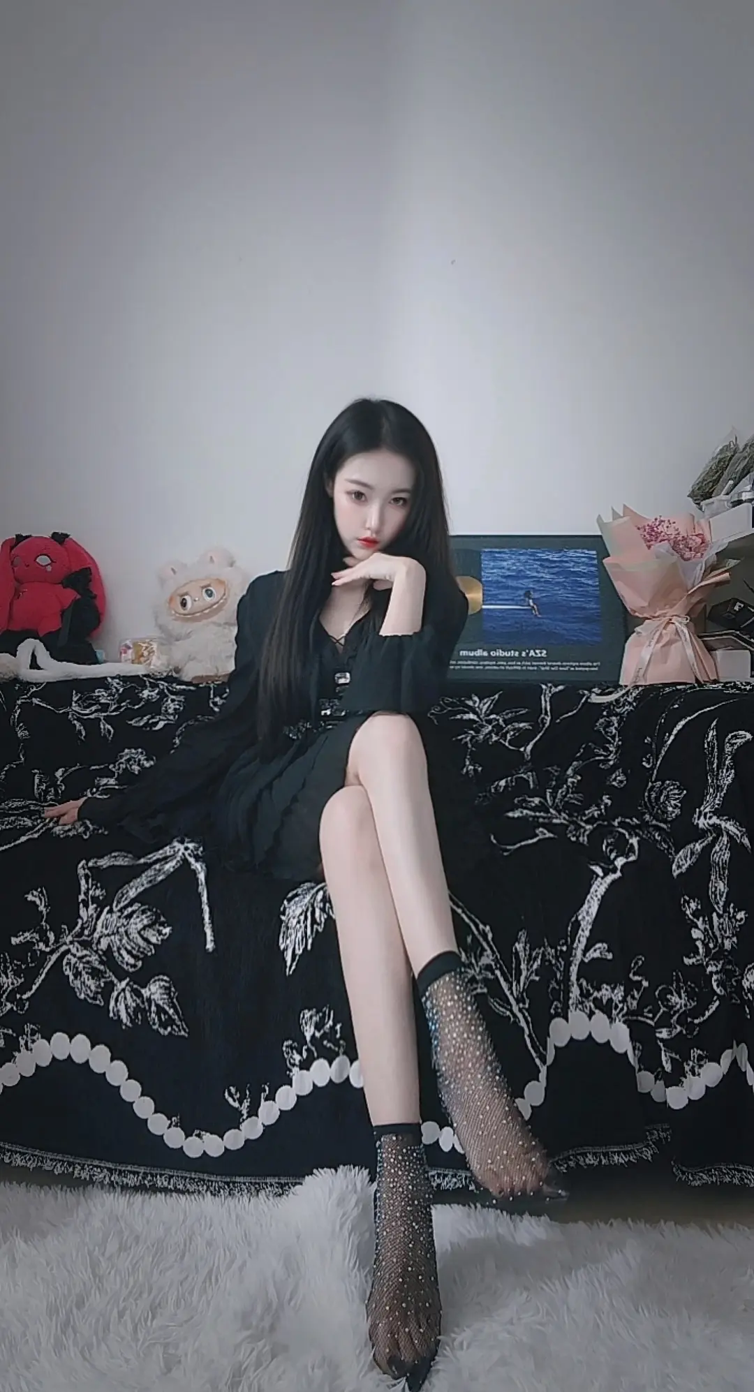 谁给你的胆子？💢。,  ,  