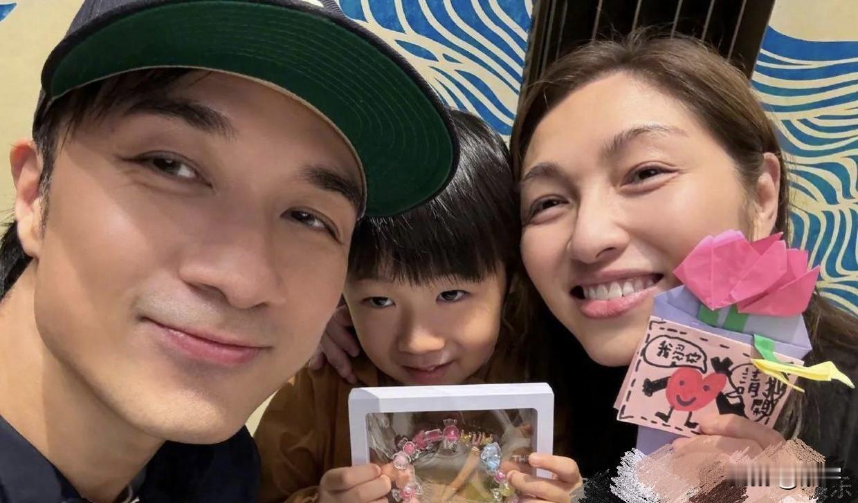 恭喜古巨基二胎儿子出生！58岁妻子又给他生了一个娃，厉害！
2026年月1日，古