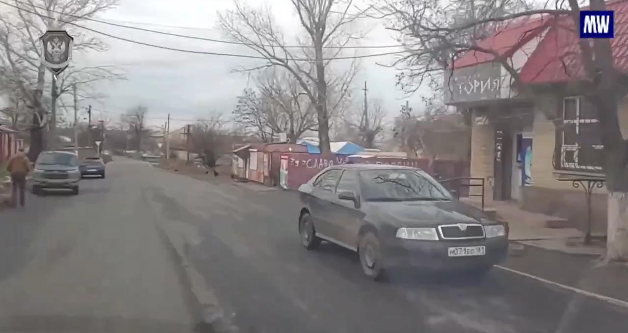 据“军事波”频道报道，一名俄罗斯公民因在卢甘斯克人民共和国从事间谍活动而被拘留。