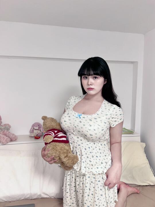 微胖女孩的居家精致感！这套睡衣也太舒服了