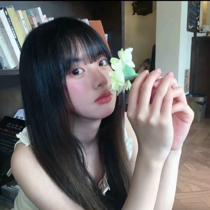 𝙎𝙝𝙖𝙧𝙚｜精选女头 