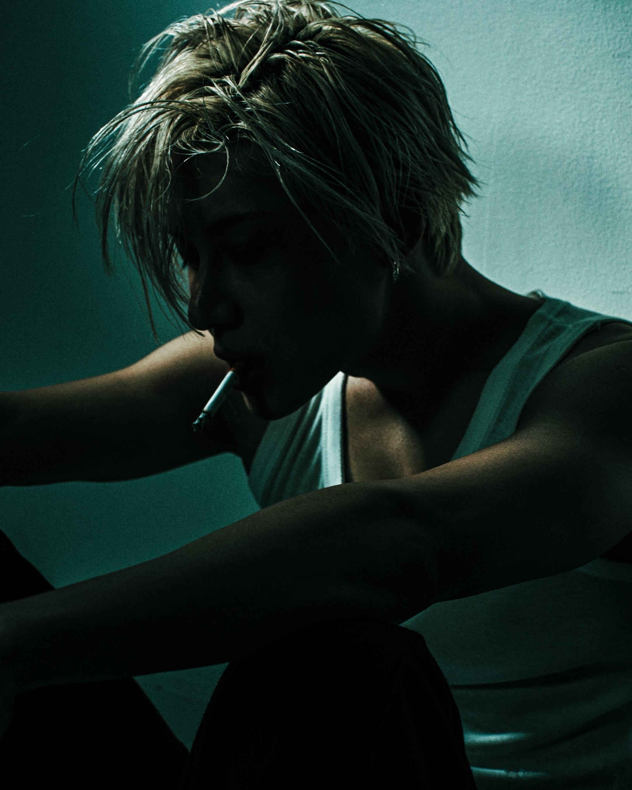 泰民与英国摄影师Damon Baker合作写真公开 