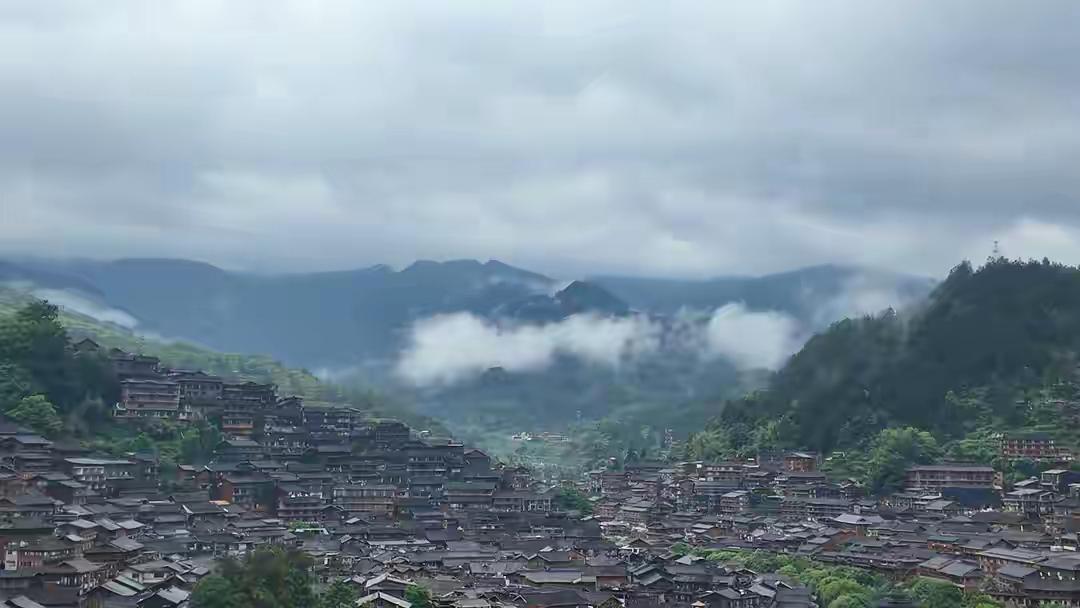 人这一生，读懂这4句治愈良言，余生活得通透自在
人生如行舟，难免会遭遇风浪，陷入