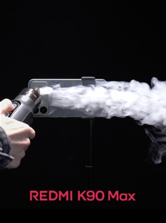 说句实话，打《三角洲行动》最烦的就是帧率和画质只能二选一。这次K90 Max直接