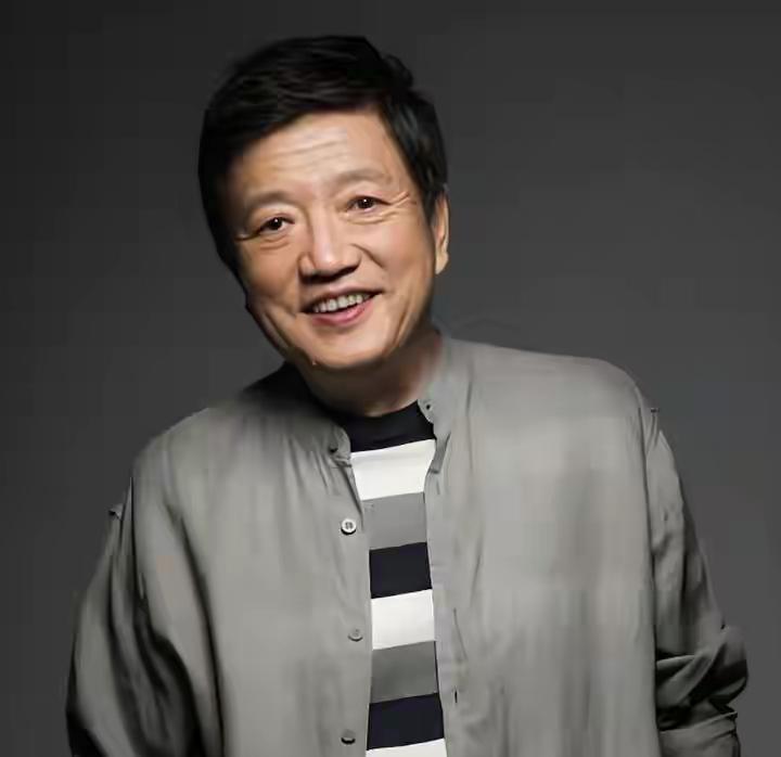 “老戏骨”秦焰去世！8月10日，72岁的“黄金配角”秦焰因病去世！
秦焰曾说：“
