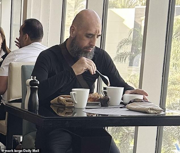 “欢迎来到哈马斯大酒店”！154名被以色列释放的哈马斯恐怖分子被安置在埃及开罗一