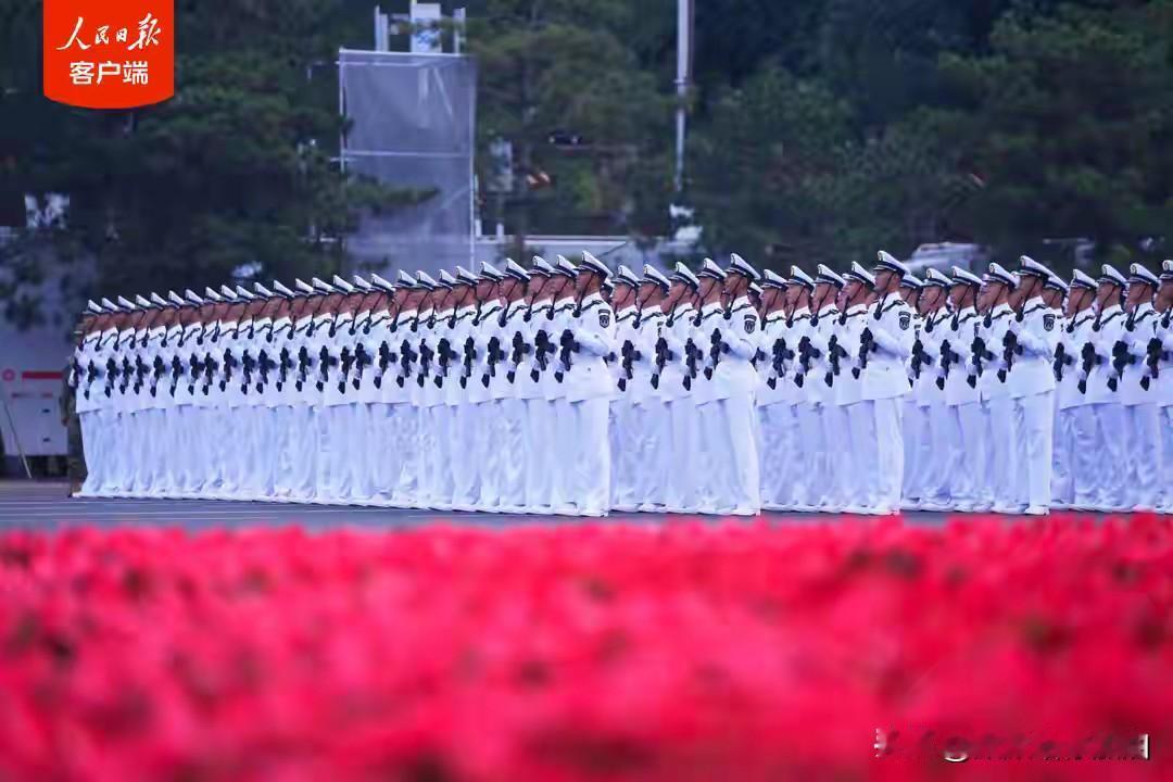 论仪式感！论庄严肃穆！我只服中国人民解放军！

这气势！
这整齐划一的牌面！
这