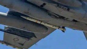 美媒：中国PL-15射程主导的时代即将结束。高度机密的AIM-260联合先进战术