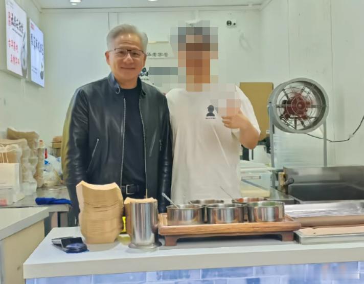老黄的散热系统这么强吗？真的不热吗？