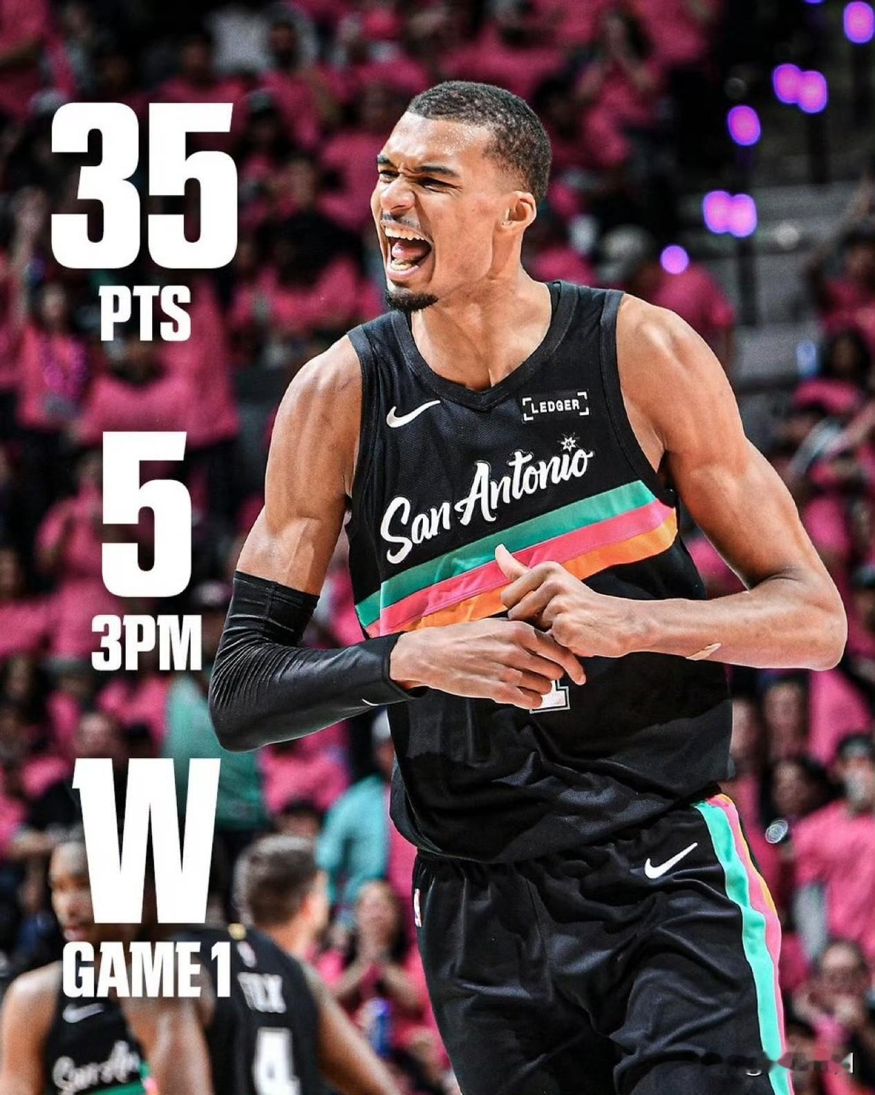 马刺111:98轻松战胜开拓者，迎来季后赛开门红！
文班亚马季后赛首秀就砍下35