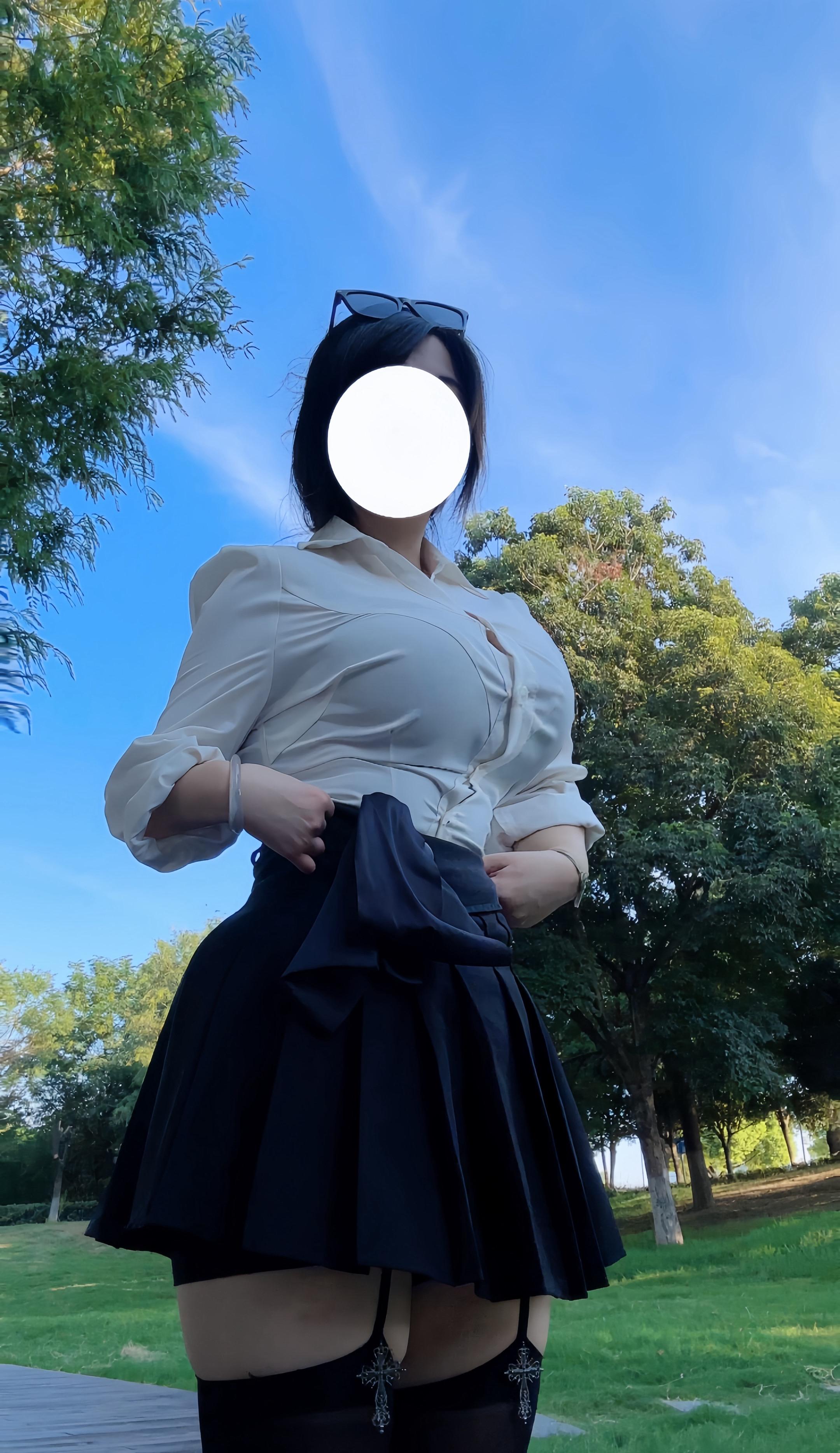 视奸你好累呀 可以跟我报备吗。