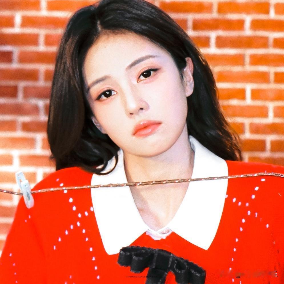 白鹿
能不能对女演员友善一些
随着此前被无端的恶意抹黑
新剧的开播，也是牛鬼蛇神