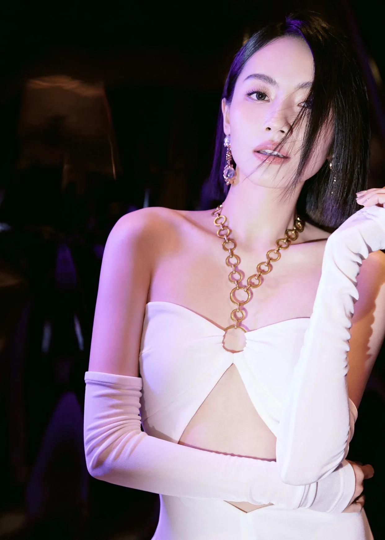 刘惜君身材这么完美，为什么就是不火呢？