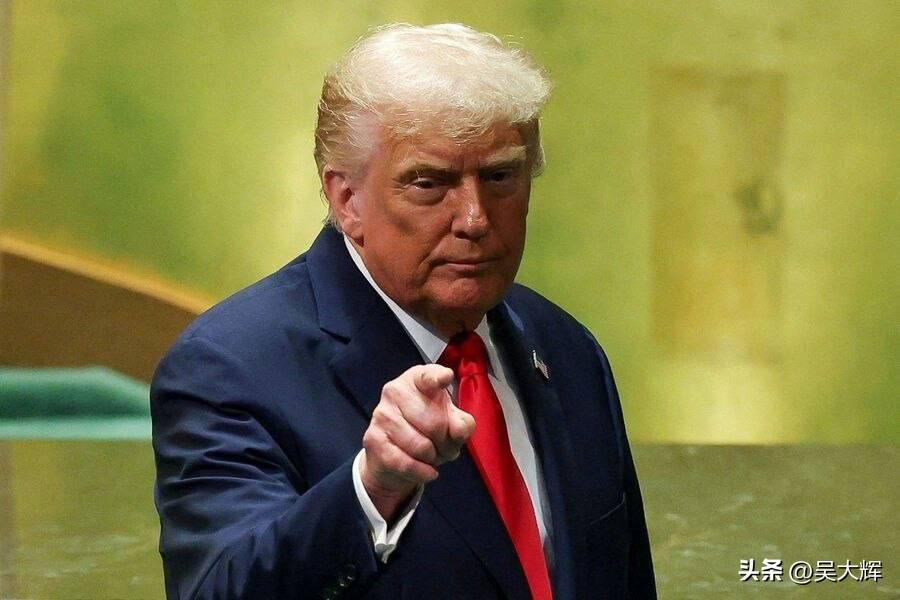 “说出来你可能觉得魔幻，但普京和泽连斯基‘已接近达成协议”——特朗普又一次语出惊