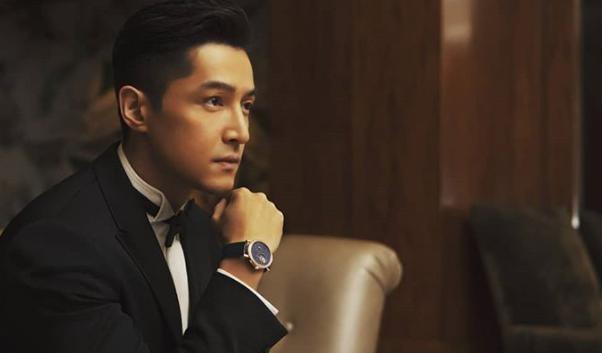 追完《繁花》才懂：80、90后集体上头，从来不止是怀旧
 
没人想到，一部讲90