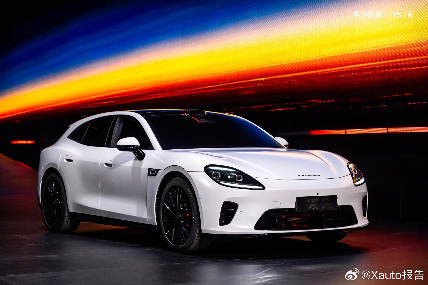 新一代智能猎装启境GT7亮相3月17日，广汽集团与华为乾崑联合打造的全新汽车品牌