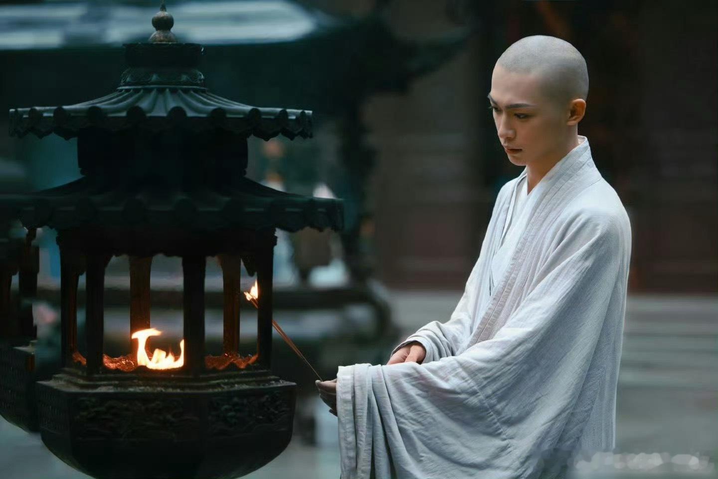 梓渝林小宅跳了fate和尚跳舞也太萌了吧[震惊]！梓渝这干净气质跳起来好灵动，林