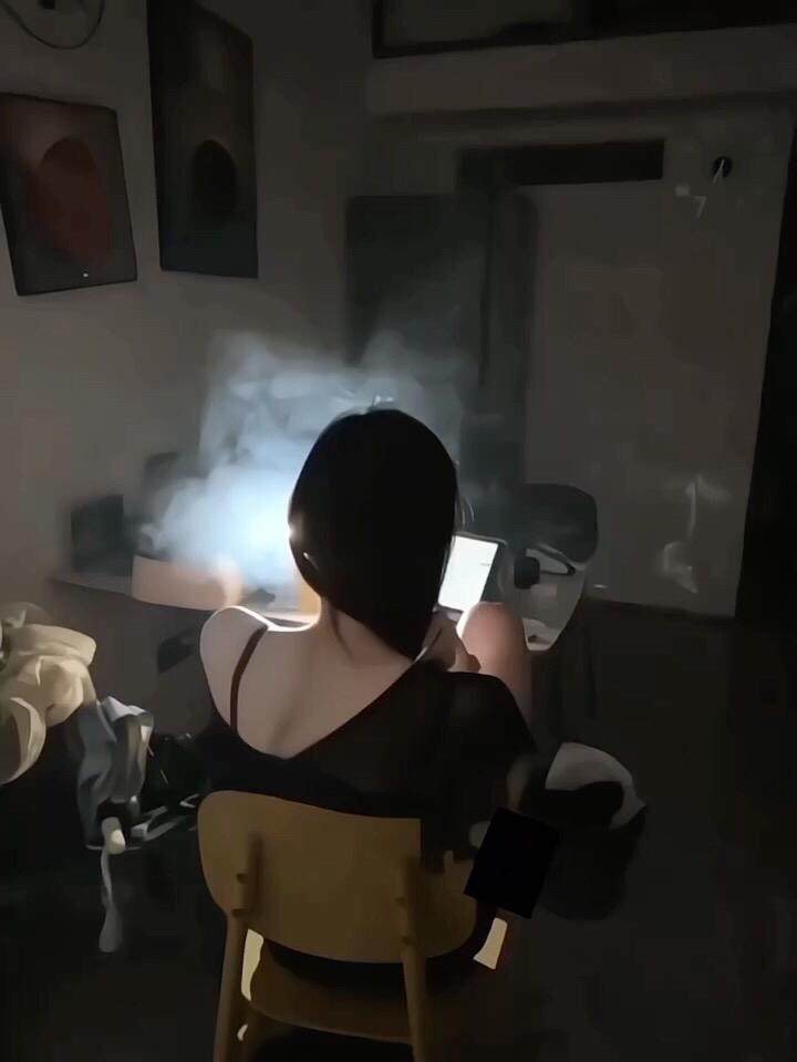 某天你可以很舍不得一个人的同时 并依然坦然而平静地和他说再见 你 日日...