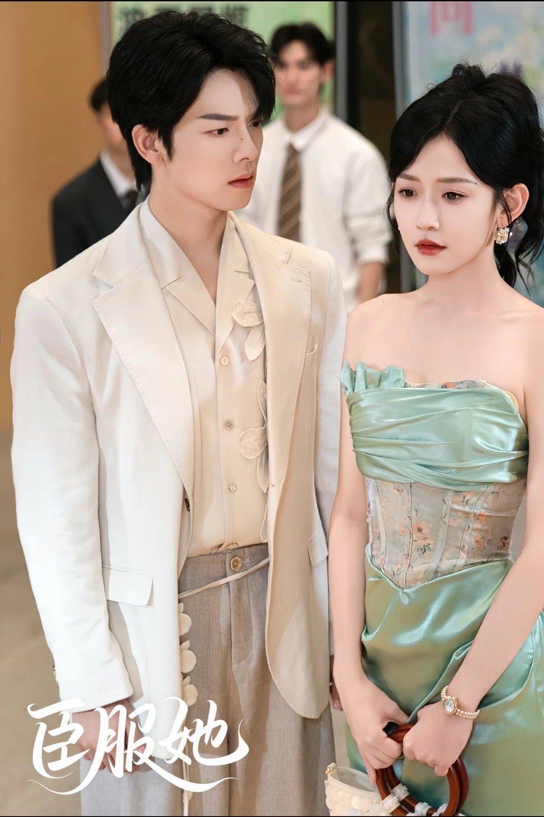 谁懂真情侣13搭的含金量落日雨辉的默契，是13次合作沉淀出的天花板级别。一个眼神