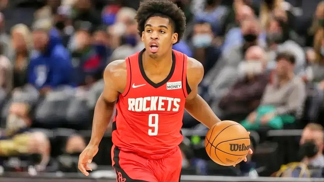 灰熊裁掉前火箭小钢炮后卫！

据美媒报道灰熊队裁掉了前火箭后卫克里斯托弗，托弗是