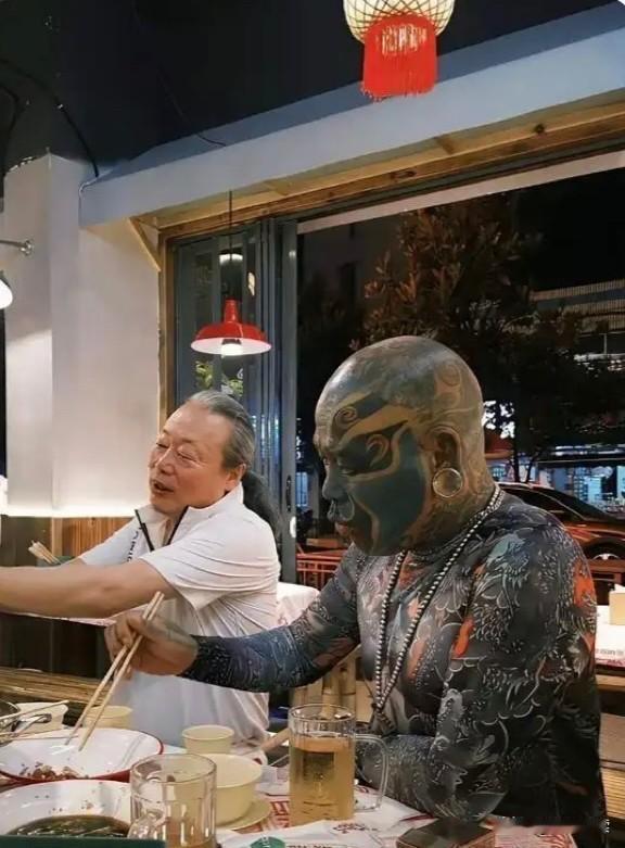 纹身不痛吗