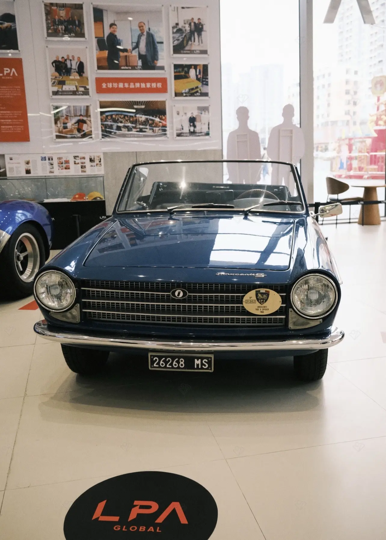 很难想象这是一台来自1963年的复古车。意大利汽车品牌 于1963年生...