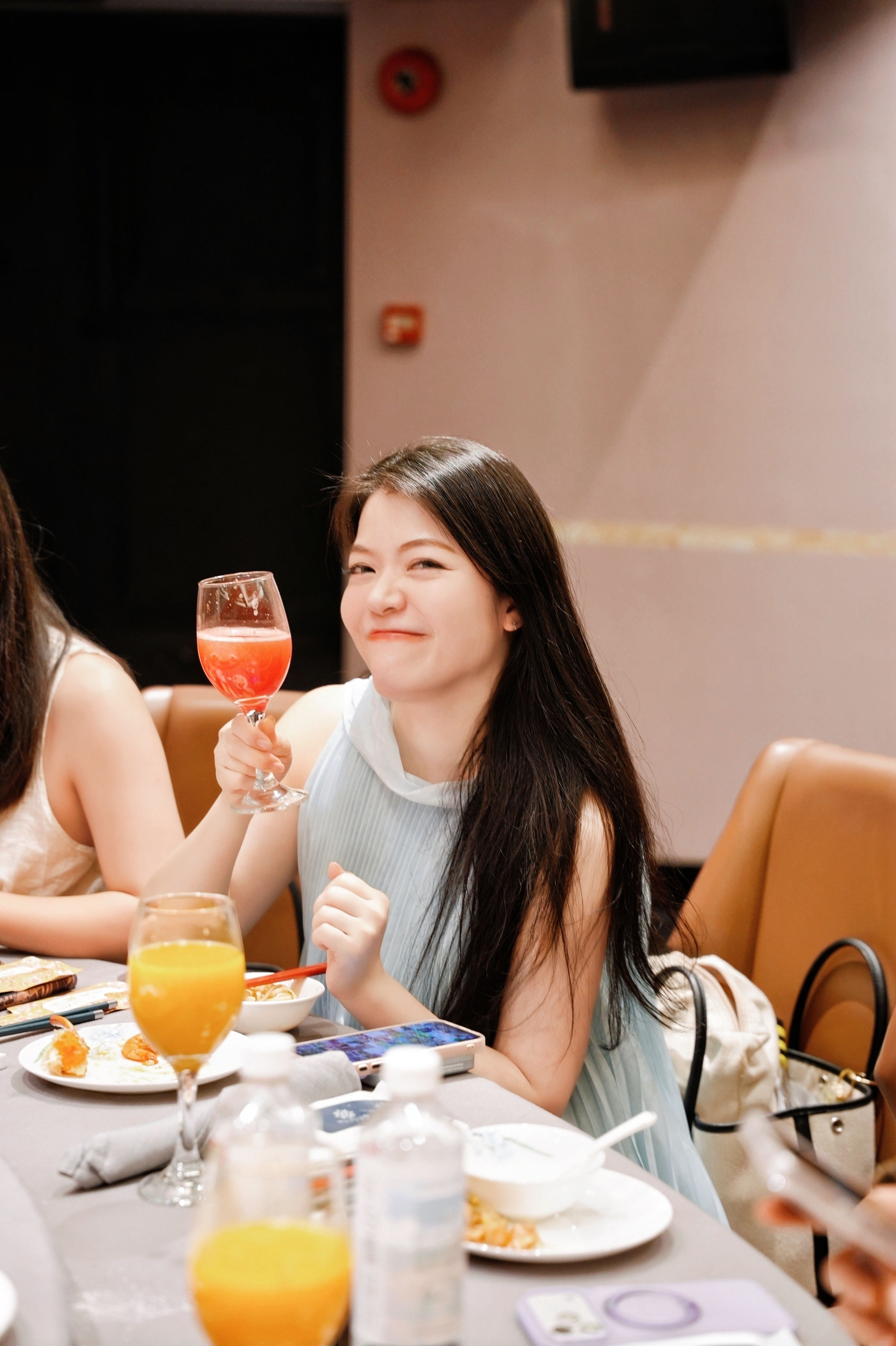 周五北京女老板自媒体饭局突然爆满，于是周六临时加一场，想报名的姐妹戳我锁位~✅越