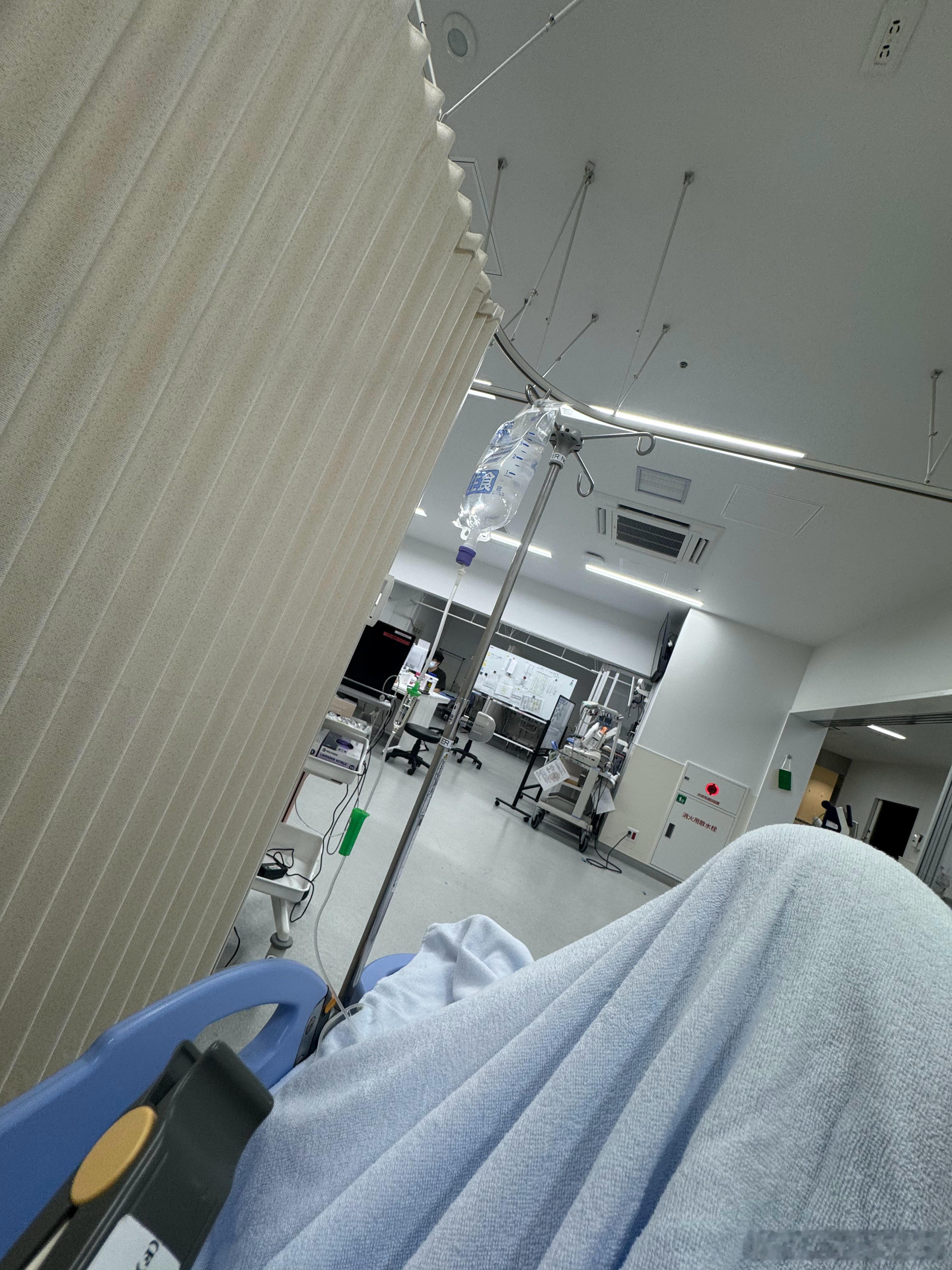 第四次被救护车抬走了[二哈] ​​​