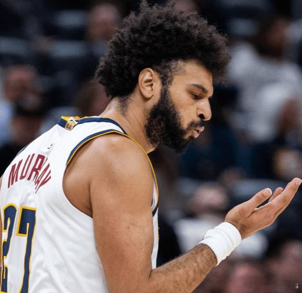 穆雷和戈登本赛季都迎来生涯巅峰，掘金首发除了布劳恩，都是28-30岁的黄金年龄黄