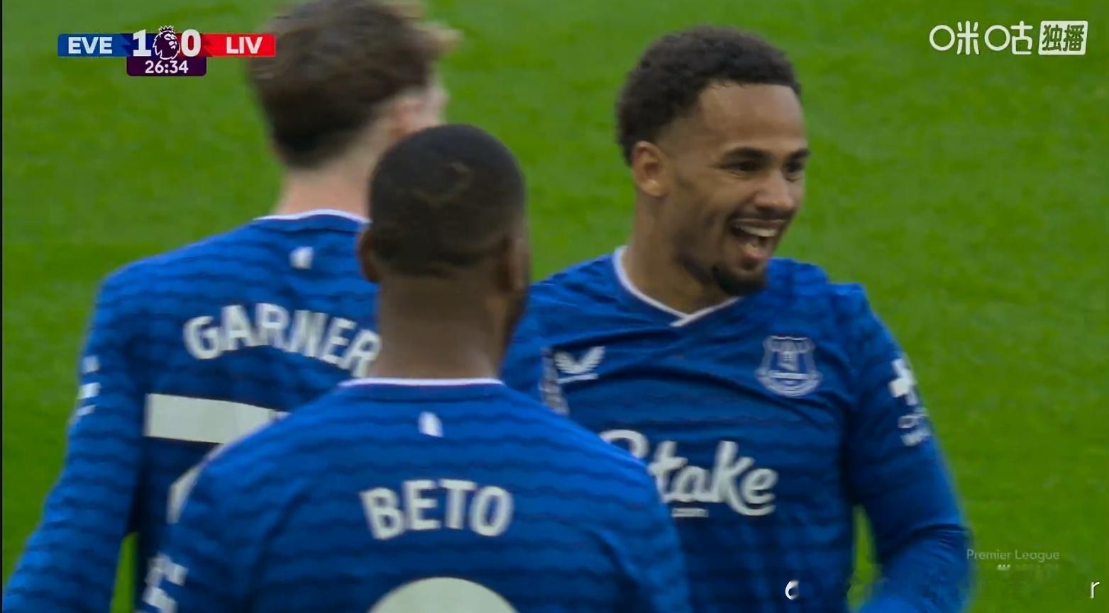 这德比踢的哟……呵呵呵埃弗顿vs利物浦利物浦