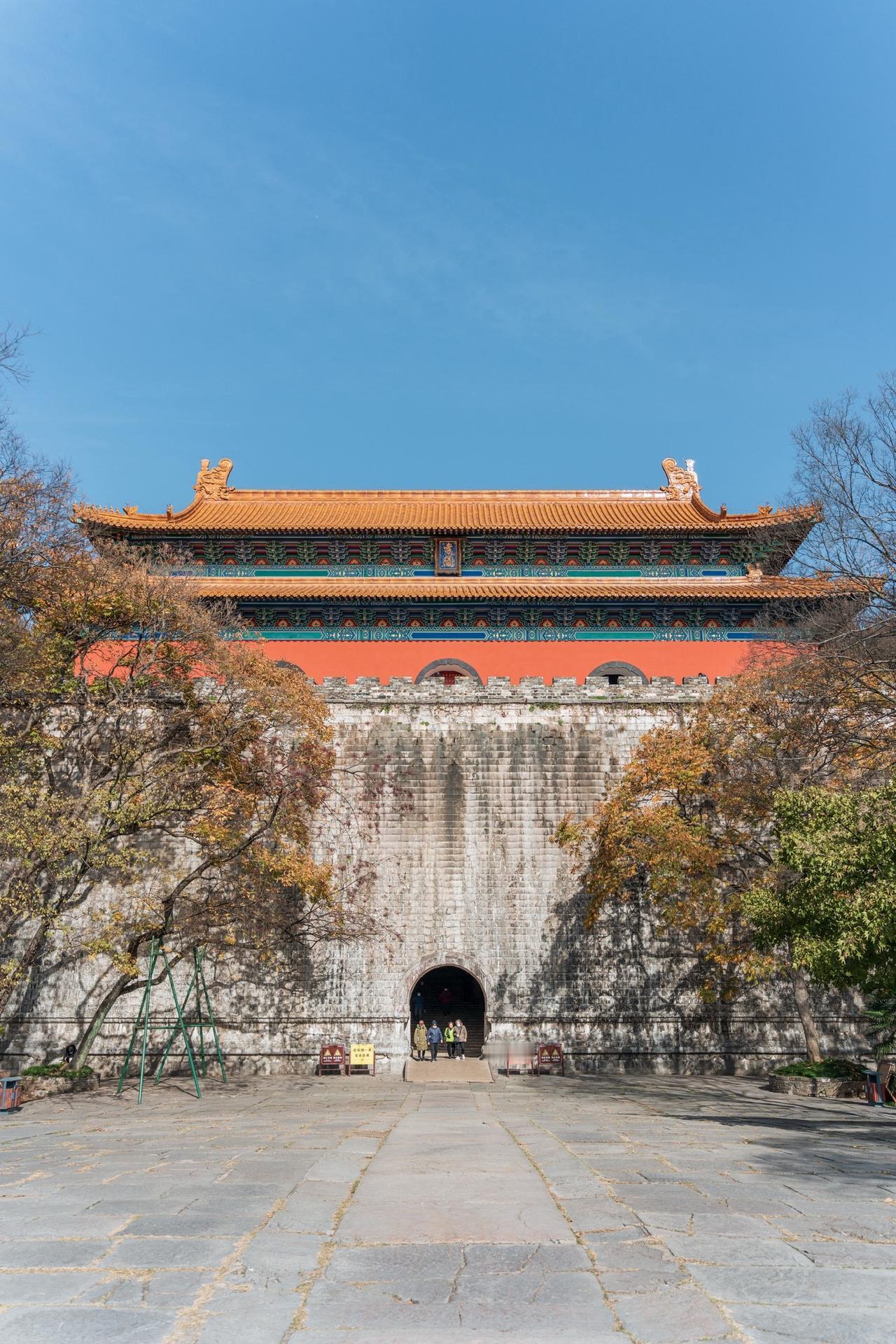 现在知道明孝陵为什么是世界文化遗产了吧明孝陵