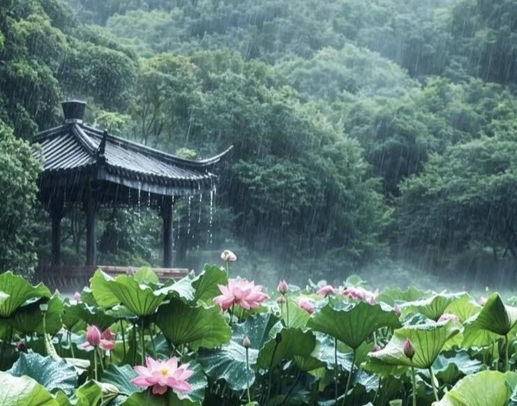 《湖上烟雨》
对岸云停栖野渡，数荷青处任沉浮。
尘心听雨抛尘虑，竹影临风动客愁。