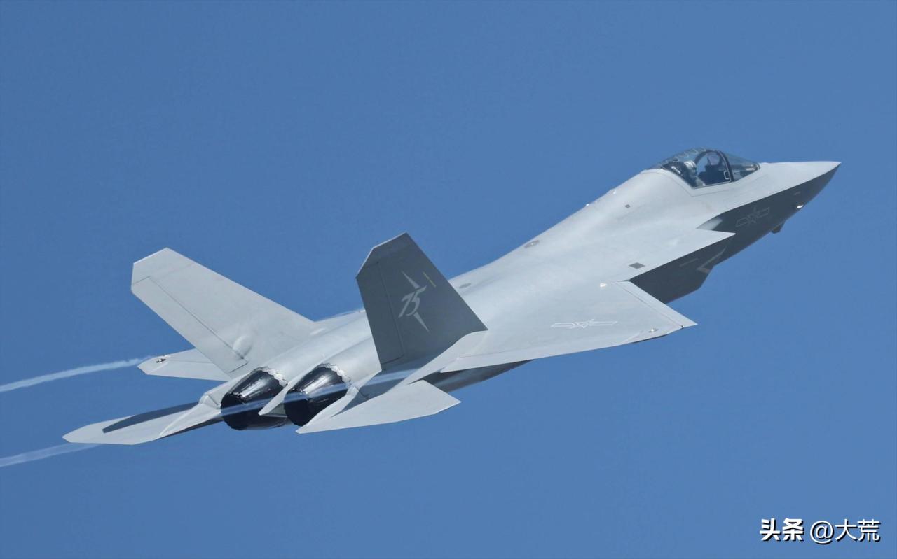 面对美国推出的史上最高金额的对台军军售法案，我们现在应该做的就是对所有驶往台湾的