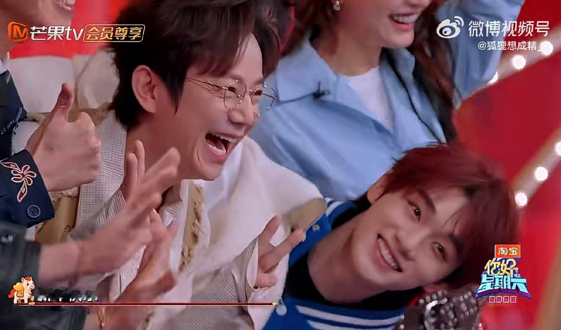 短短30秒丁程鑫做了好多事你好星期六短短30秒，丁程鑫把温柔和可爱都展现得明明白