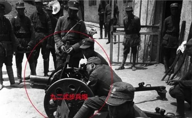 1940年，115师686团炮弹告急，全团只剩下3发炮弹，团长张仁初急得团团转。
