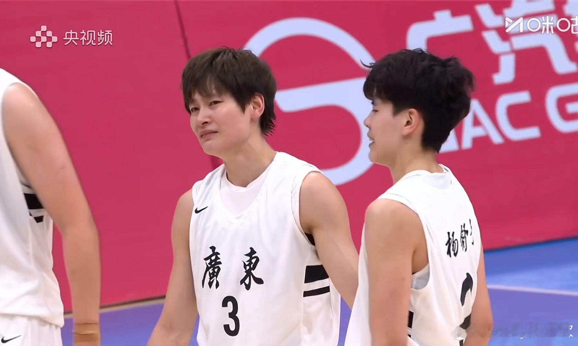 哈哈哈哈，飞机晚飞了5分钟！我看完了！恭喜广东女篮全运会夺金！🏅6场比赛，解说