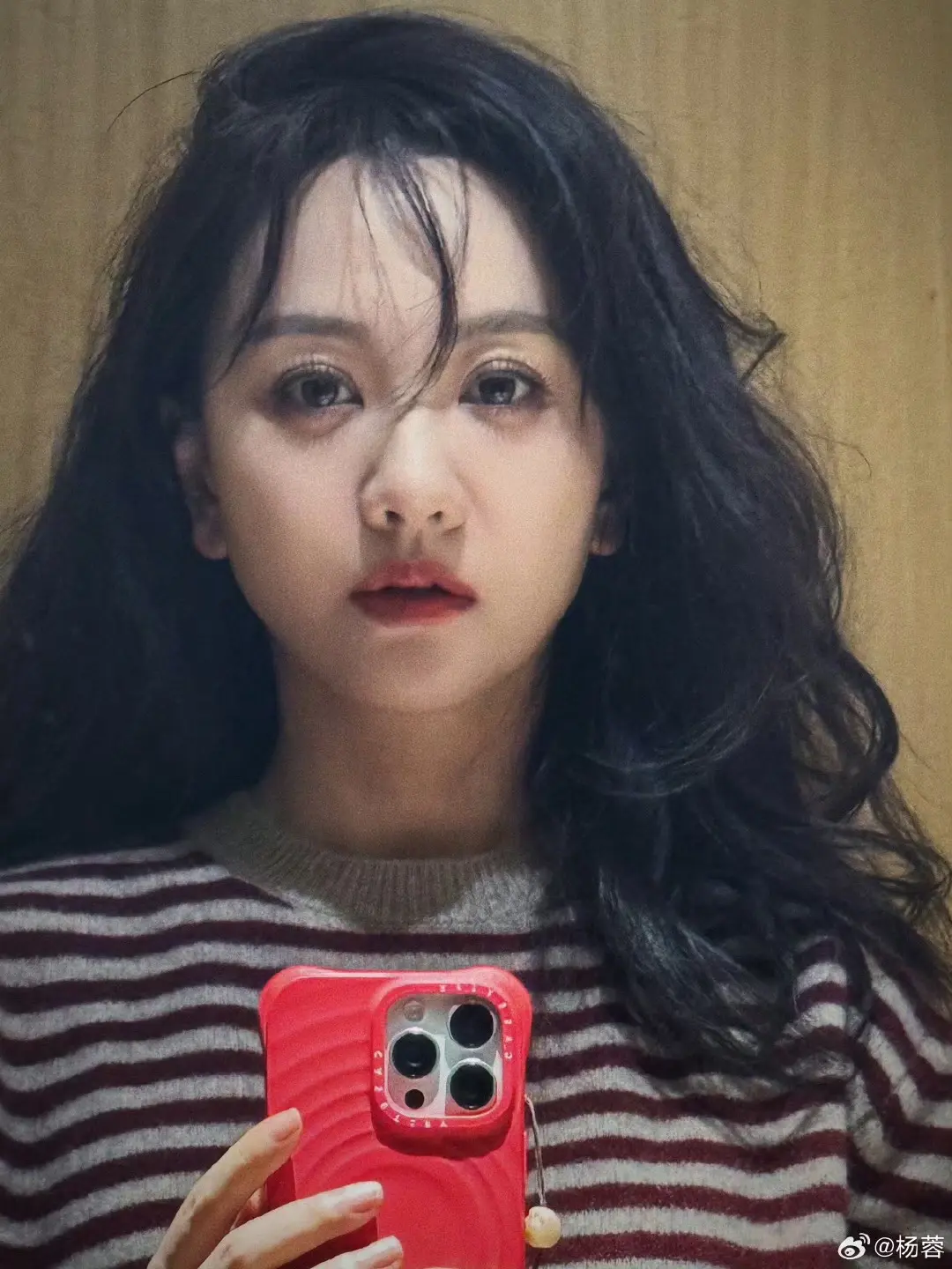杨蓉。