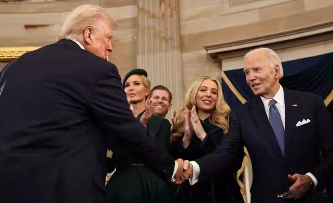 特朗普出手后，拜登罕见力挺：干得漂亮！