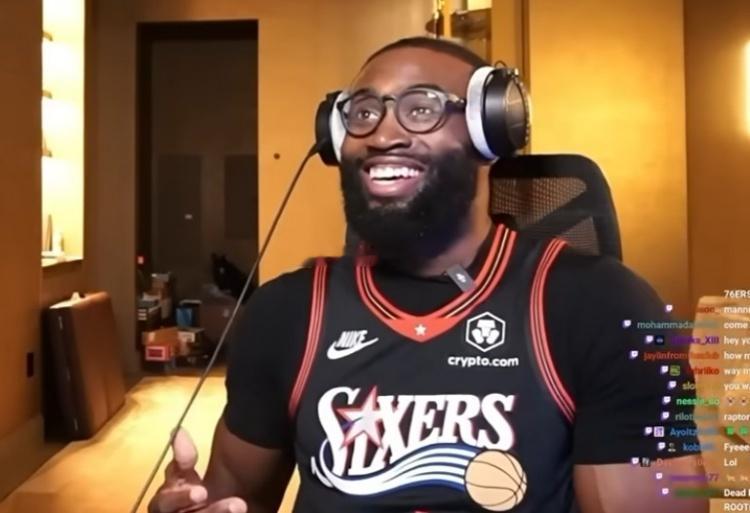 今年夏天刚刚加盟费城76人的侧翼球星杰伦·布朗（Jaylen Brown）开启了