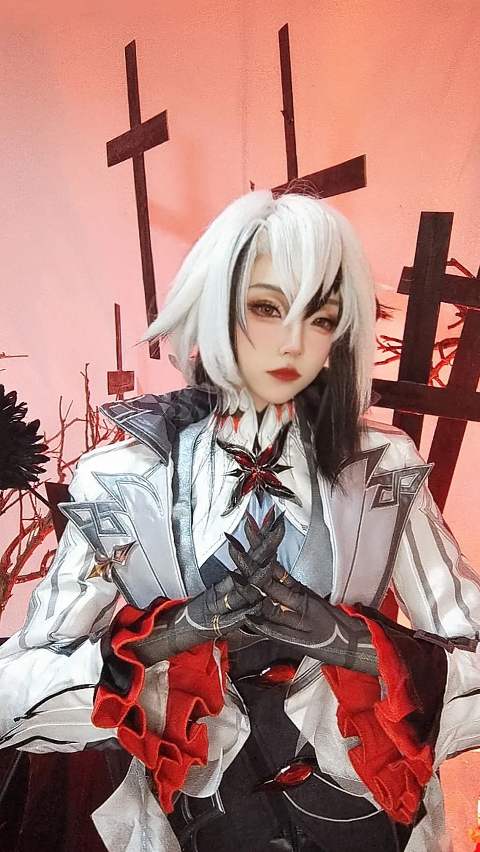 看见仆人要叫_____？