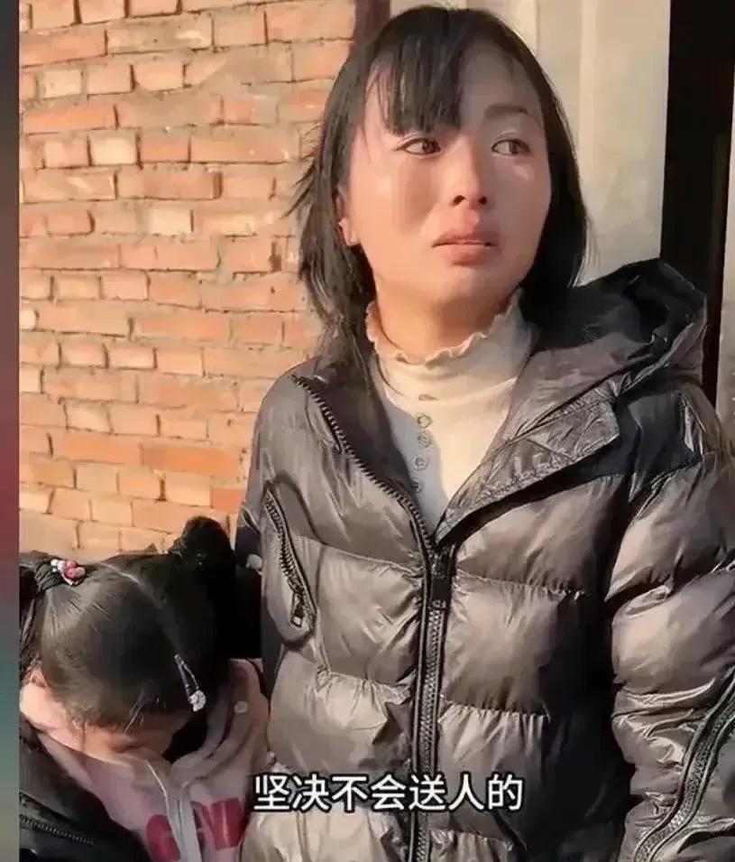 “真是个了不起的好女人！”河南有个女士，生了两个宝贝，家里和和美美的，让人看了都